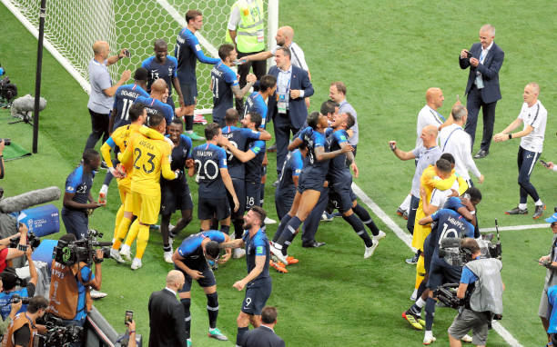 游拼搏故事 游拼搏故事